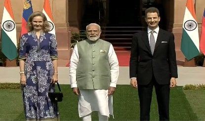 Prince Alois का पहला भारत दौरा, Rashtrapati Bhavan में हुआ भव्य औपचारिक स्वागत, PM मोदी से की द्विपक्षीय वार्ता