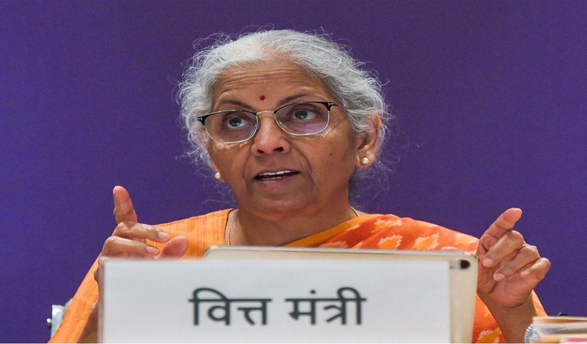 Tata विवाद पर Congress को घेरा, Nirmala Sitharaman बोलीं- लाइसेंस-कोटा राज ने दबाया था उद्योग