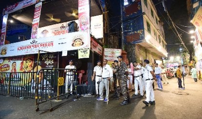 Kolkata Durga Puja Stampede Accident | अचानक बारिश, एग्जिट गेट पर महिलाओं की हिचकिचाहट और अफ़वाह बनीं 19 मौतों की मुख्य वजह