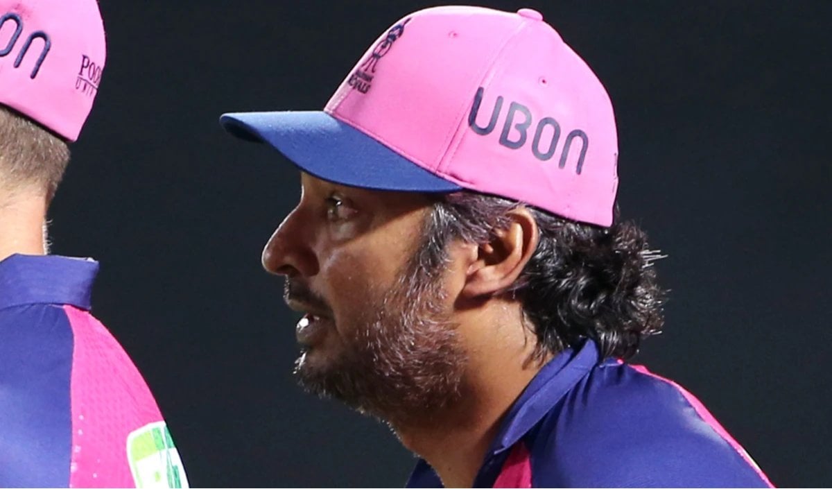 Dublin Airport पर Kumar Sangakkara के परिवार से Ryanair स्टाफ ने किया दुर्व्यवहार Dublin Airport पर Kumar Sangakkara के परिवार से Ryanair स्टाफ ने किया दुर्व्यवहार
