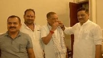 Neeraj Kumar ने Nitish Kumar को बताया अभिभावक, MLC चुनाव जीतकर JD(U) नेताओं से मिले Neeraj Kumar ने Nitish Kumar को बताया अभिभावक, MLC चुनाव जीतकर JD(U) नेताओं से मिले