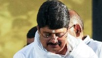 Uttar Pradesh के कुंडा विधायक Raja Bhaiya को सोशल मीडिया पर मिली जान से मारने की धमकी, पुलिस ने अज्ञात लोगों के खिलाफ दर्ज किया मामला