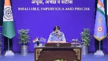 IAF Chief Amar Preet Singh ने China-Pakistan के 5th Generation Fighter Jet के प्रति किया सावधान, AMCA में देरी के मुद्दे पर फिर से चेताया IAF Chief Amar Preet Singh ने China-Pakistan के 5th Generation Fighter Jet के प्रति किया सावधान, AMCA में देरी के मुद्दे पर फिर से चेताया