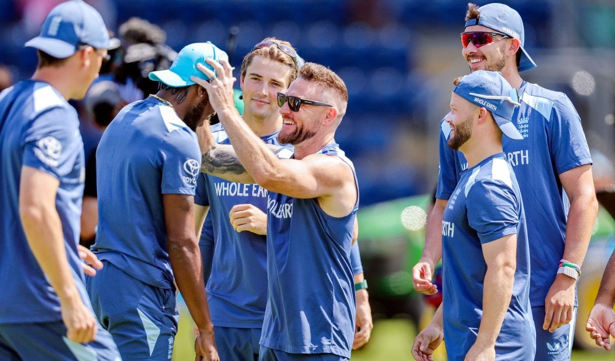 Pakistan में Tri-Series हारकर भी Brendon McCullum बोले, World Cup में इंग्लैंड पेश करेगा चुनौती Pakistan में Tri-Series हारकर भी Brendon McCullum बोले, World Cup में इंग्लैंड पेश करेगा चुनौती