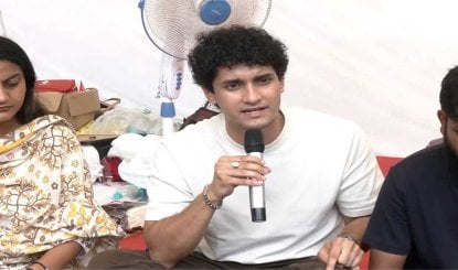 नेपाल से जुड़े हैं तार...कॉकरोच जनता पार्टी के नेता सौरव दास पर मद्रास HC का बड़ा एक्शन, जानें सरकार को क्या नोटिस जारी किया