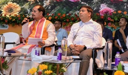 कृषि मंत्री Vijay Kumar Sinha की दो टूक, खाद और बीज में गड़बड़ी पर होगी सख्त कार्रवाई