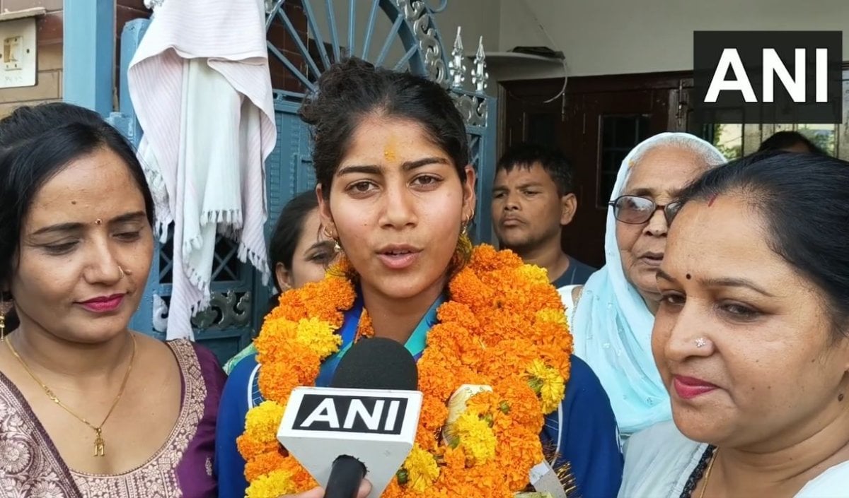 Ishika Sambharwal Ishika Sambharwal