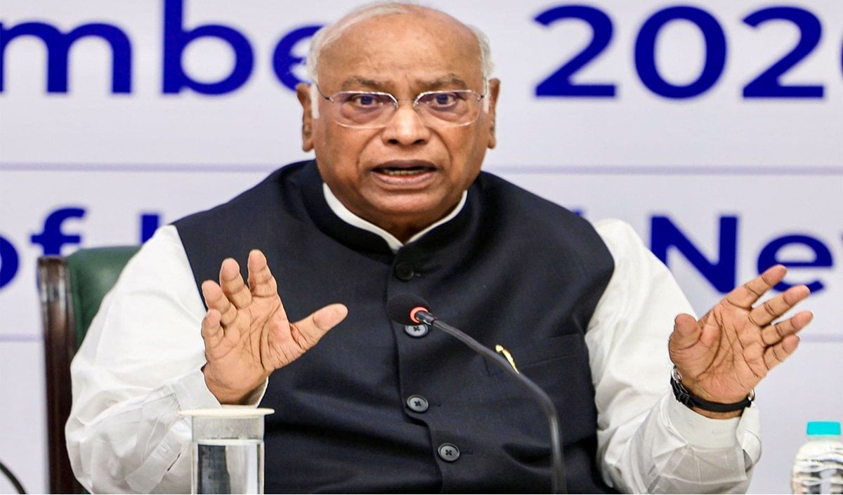 Ballot Paper और CEC के इस्तीफे पर कोई समझौता नहीं, Congress प्रमुख Kharge का बयान