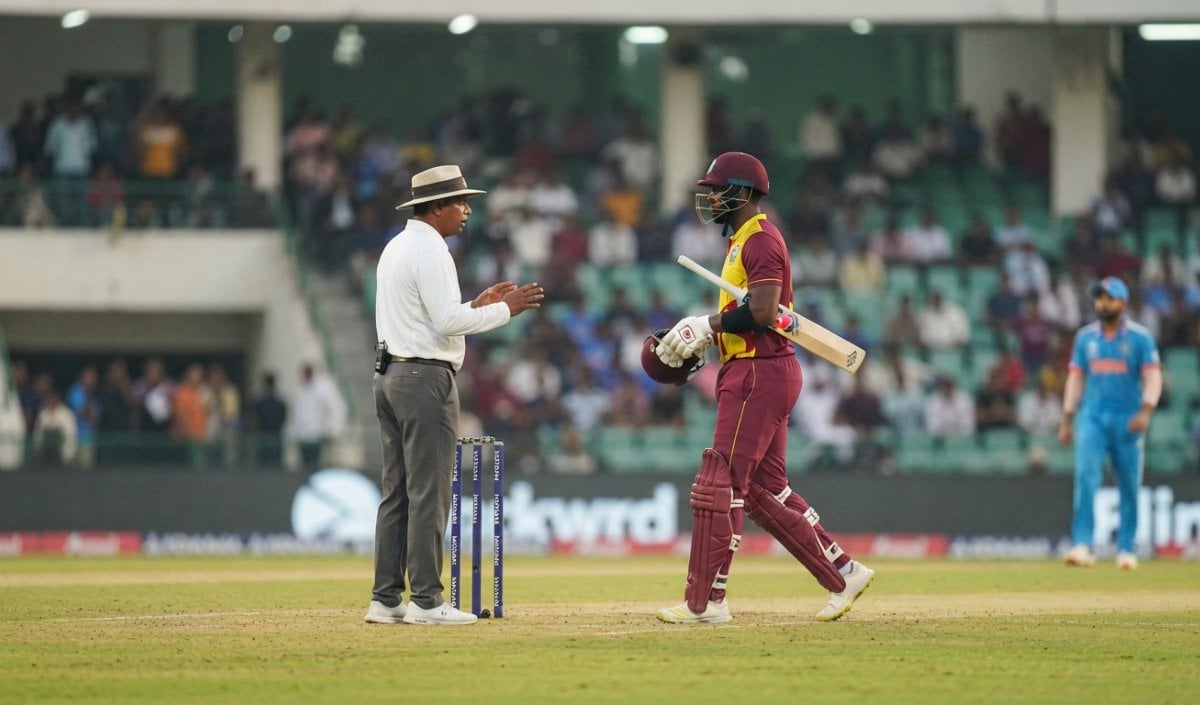 New Chandigarh में तीसरे ODI के बाद India और West Indies पर ICC का एक्शन, लगा जुर्माना New Chandigarh में तीसरे ODI के बाद India और West Indies पर ICC का एक्शन, लगा जुर्माना