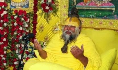 प्राइवेट पार्ट पर चोट, खून से सने कपड़े... Premanand Maharaj के आश्रम में क्या छुपाया जा रहा? शिष्य की रहस्यमयी मौत पर भड़के संत