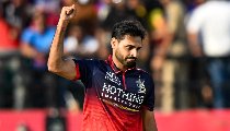 Bhuvneshwar Kumar की चार साल बाद भारतीय T20I टीम में वापसी, Suresh Raina ने जताई खुशी