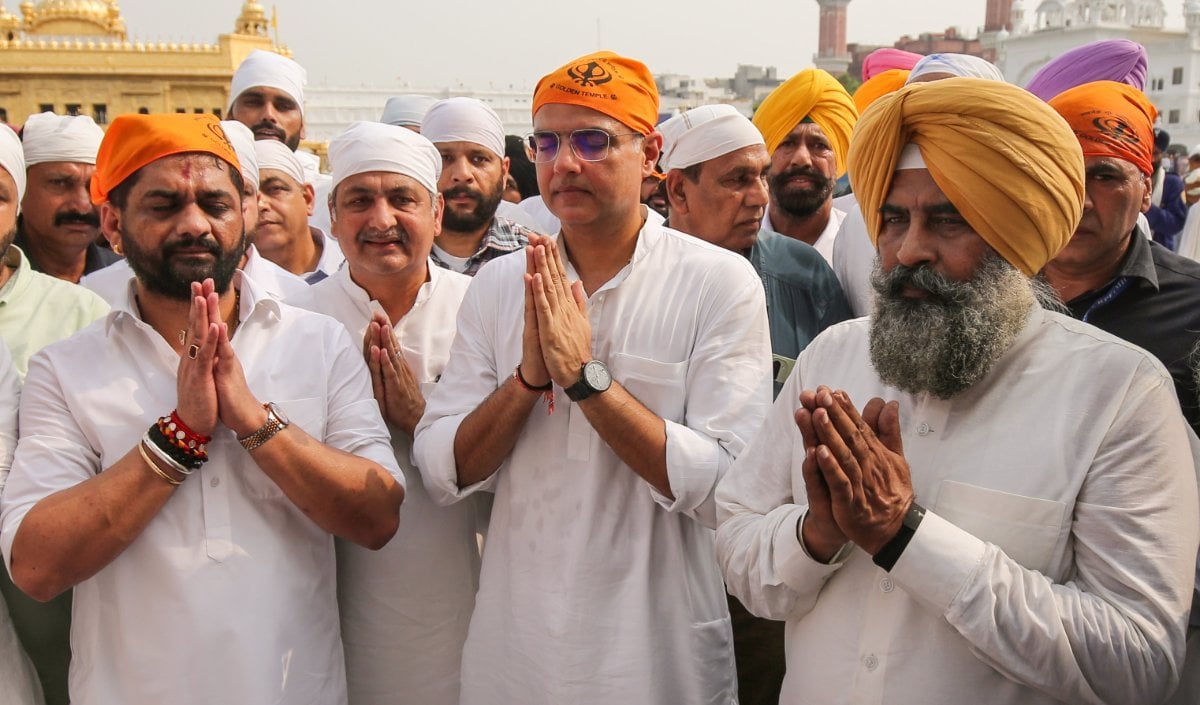 Pargat Singh और Sachin Pilot अमृतसर पहुंचे, Harmandir Sahib में लिया आशीर्वाद