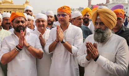 Pargat Singh और Sachin Pilot अमृतसर पहुंचे, Harmandir Sahib में लिया आशीर्वाद