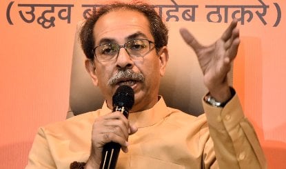 शिवसेना UBT ने AAP और DMK से कहा, Congress संग मतभेद भुलाकर तानाशाही से लड़ें