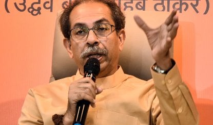 INDIA Bloc की बैठक में शामिल नहीं हुआ Shiv Sena UBT, जानें क्या है पूरा मामला