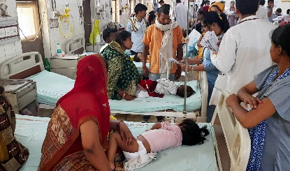उत्तर प्रदेश में हड़कंप! पेट के कीड़े मारने की दवा बनी आफत, फर्रुखाबाद और मैनपुरी में 100 से ज्यादा बच्चे अस्पताल में भर्ती