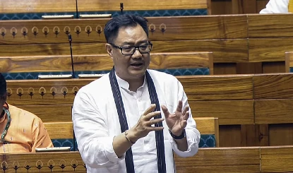 रिजिजू का Rahul Gandhi पर तंज, संसद में बच्चों जैसा व्यवहार करना ठीक नहीं