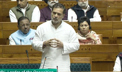 Rahul Gandhi पर सरकार का 