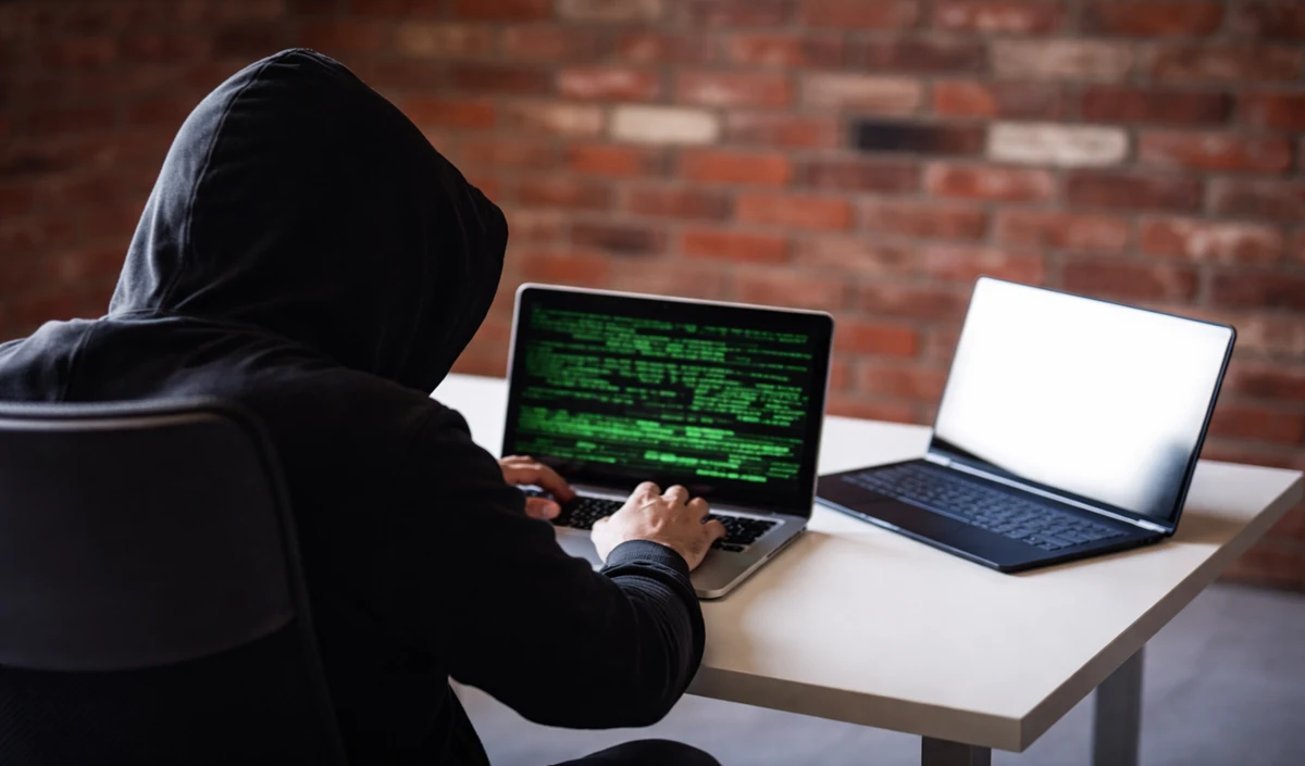 J&K में 'Digital Hawala' पर बड़ा Crackdown, राष्ट्र-विरोधी नेटवर्क के 8000 से ज्यादा खाते फ्रीज