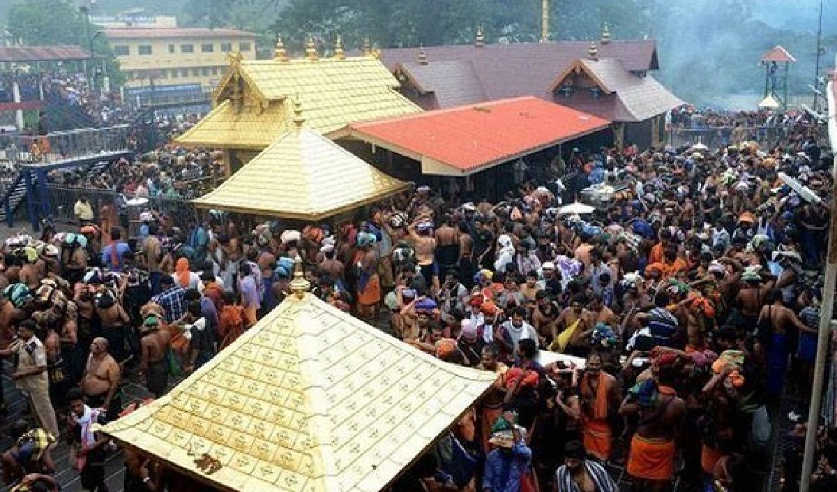 Sabarimala Case: 9 जजों की संविधान पीठ 7 अप्रैल से करेगी सुनवाई, तय होगी महिलाओं के प्रवेश की वैधता
