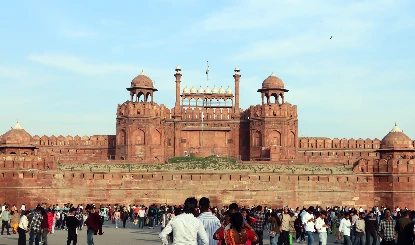 Delhi On High Alert । लश्कर की धमकी के बाद दिल्ली में किलेबंदी, भीड़भाड़ वाले इलाकों में Security सख्त