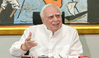 Judicial Corruption पर NCERT का नया चैप्टर, Kapil Sibal बोले- सरकार का भ्रष्टाचार क्यों छिपाया?