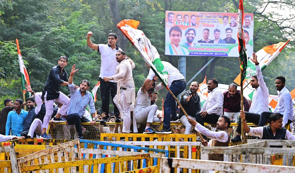 AI Summit Protest Row | युवा कांग्रेस अध्यक्ष Uday Bhanu Chib गिरफ्तार, 'शर्टलेस' विरोध प्रदर्शन के बाद राजधानी छावनी में तब्दील