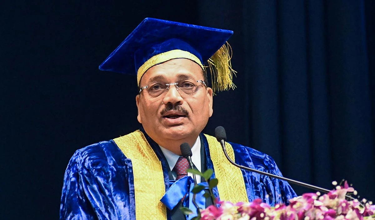 NCERT Book में 'न्यायपालिका में भ्रष्टाचार' के जिक्र पर भड़के CJI, बोले- 'न्यायिक संस्था को बदनाम करने की अनुमति नहीं दूँगा'