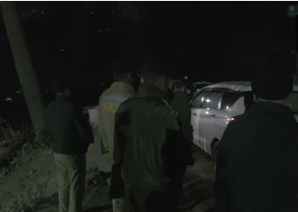 Delhi Police vs Himachal Police: सड़क पर हाई-वोल्टेज ड्रामा, कोर्ट से मिला Youth Congress नेताओं का ट्रांजिट रिमांड