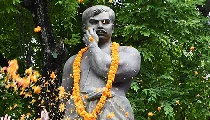 Chandrashekhar Azad Death Anniversary: Alfred Park में Chandrashekhar Azad ने British पुलिस को दिया था चकमा, जिंदा नहीं आए हाथ
