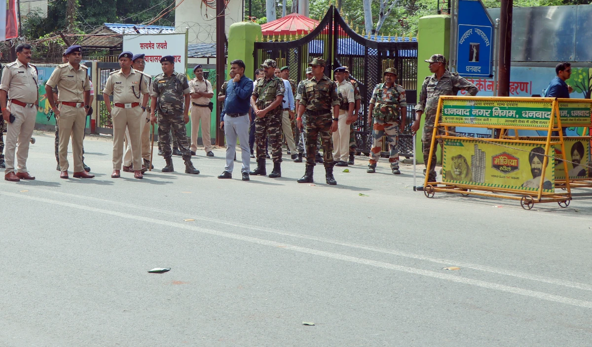 Jharkhand Crime: अंधविश्वास का खूनी खेल! जादू-टोना के संदेह में 62 वर्षीय महिला की कुल्हाड़ी से हत्या, एक आरोपी गिरफ्तार