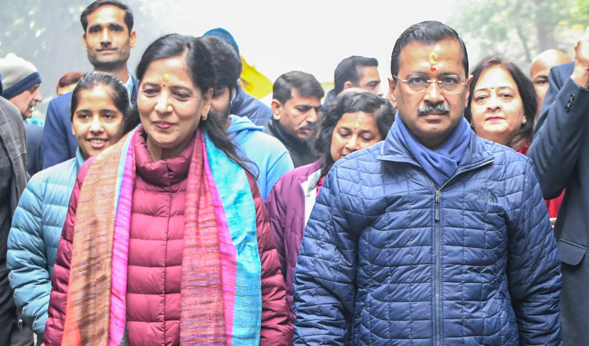 'सच की हमेशा जीत होगी', Sunita Kejriwal ने दी पहली प्रतिक्रिया, केजरीवाल और सिसोदिया को मिली 'ईमानदारी' की क्लीन चिट