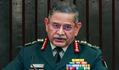 सेना प्रमुख ने आतंकवाद रोधी अभियानों की समीक्षा की, उन्नत तकनीकों के इस्तेमाल पर चर्चा की