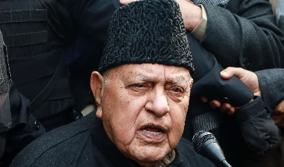 Farooq Abdullah Attack | फारूक अब्दुल्ला के सिर पर तानी पिस्तौल, चली गोली! कांप उठा जम्मू-कश्मीर