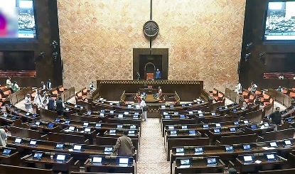 Parliament Budget Session Live Updates: Lok Sabha में लौटे Speaker Om Birla, विपक्ष को दिया कड़ा संदेश- 