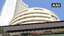 Dalal Street पर लाल सुनामी! Crude Oil की आग में झुलसे निवेशक, Sensex-Nifty क्रैश।