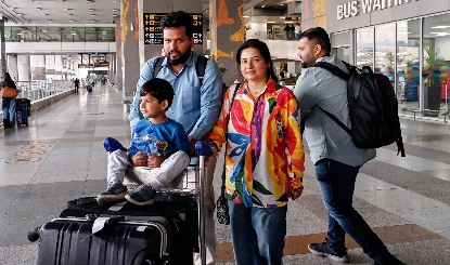 West Asia Conflict | कतर में फंसे 500 से अधिक भारतीयों की वतन वापसी, दूतावास ने जारी की 