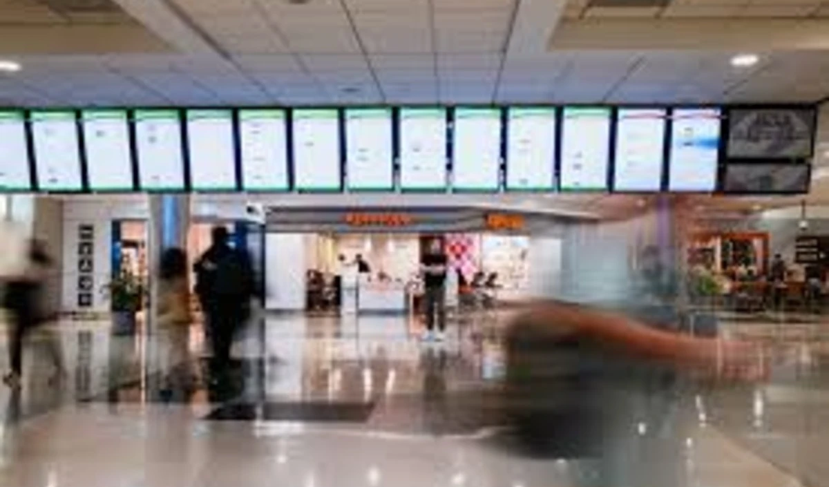 Airport Lounge Airport Lounge