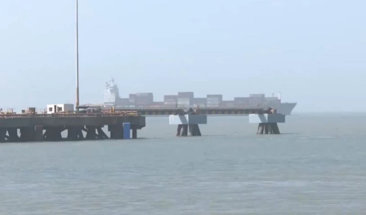 Iran संग S Jaishankar की बातचीत का असर, Hormuz जलडमरूमध्य पार कर Mundra पहुंचा LPG टैंकर