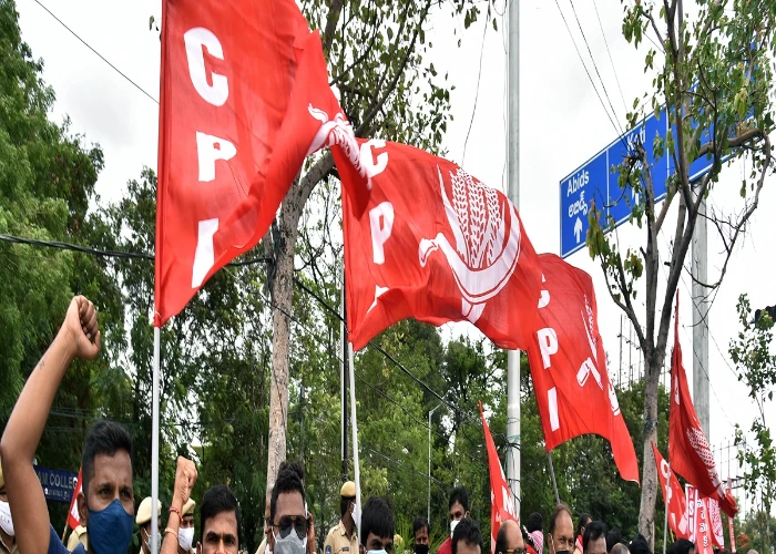 RG Kar रेप केस के विरोध का इनाम? CPM ने West Bengal चुनाव में 4 युवा प्रदर्शनकारियों को दिया टिकट