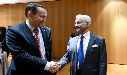 Brussels में S Jaishankar की दो टूक, बोले- West Asia संकट का हल सिर्फ संवाद और कूटनीति