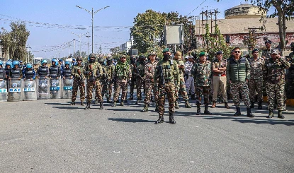 मणिपुर में सुरक्षा बलों की बड़ी कार्रवाई! भारत-म्यांमा सीमा के पास 5 उग्रवादी गिरफ्तार, भारी मात्रा में विस्फोटक बरामद