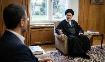 समलैंगिक हैं Mojtaba Khamenei?