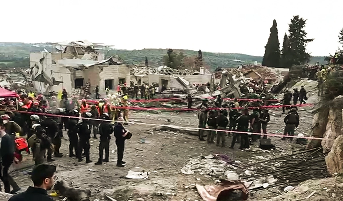 Hezbollah का इंतकाम! इज़राइली बेस पर किया बड़ा हमला, जवाब में इज़राइल ने बेरूत को दहलाया