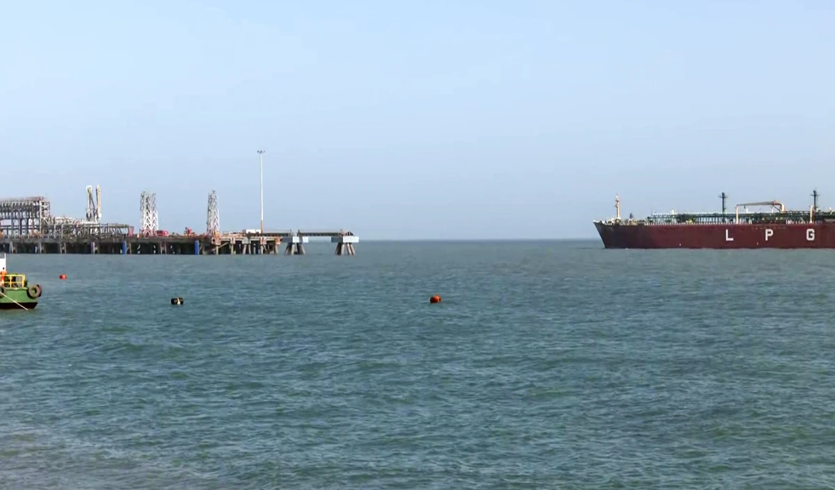 ऊर्जा संकट से घबराया यूरोप! EU नेताओं ने की Strait of Hormuz को खोलने की मांग, सैन्य मदद से किया इनकार