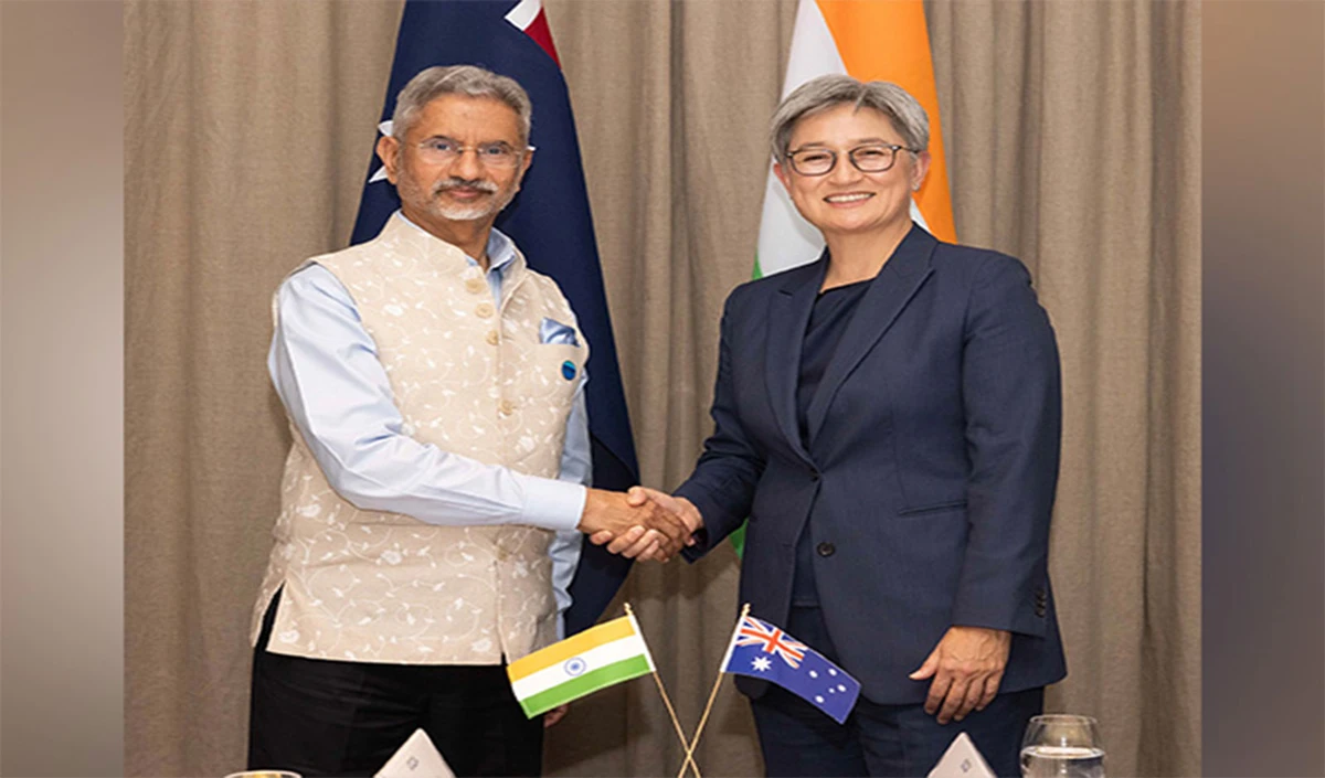 West Asia संकट पर S Jaishankar का 'एक्शन मोड', Australian मंत्री Penny Wong से हुई अहम बात