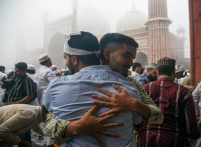 उल्लास के साथ मनाया गया ईद-उल-फितर का त्योहार