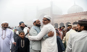 उल्लास के साथ मनाया गया ईद-उल-फितर का त्योहार