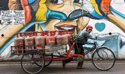 Hormuz संकट का असर: अब 14.2 किलो की जगह 10 Kg का मिलेगा LPG Cylinder?