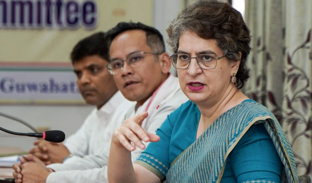 Assam Assembly Elections: JMM के अकेले चुनाव लड़ने के फैसले से कांग्रेस चिंतित, आदिवासी वोटों में बिखराव का डर